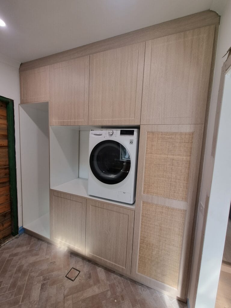 how much do laundry room cabinets cost